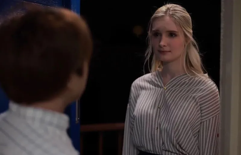 Cô đơn nơi xứ lạ với ông xã già, vợ tây được anh nhà kế bên an ủi