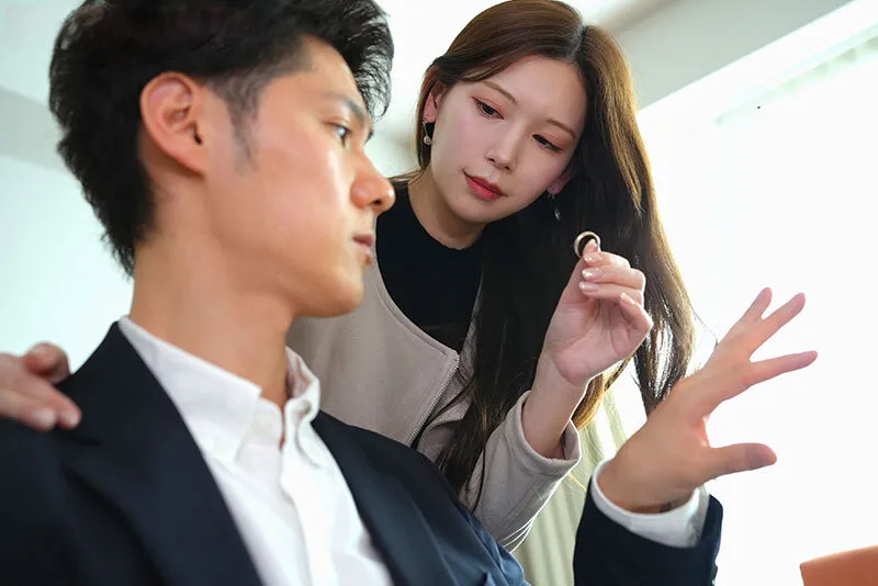 Người vợ đi đi giã ngoại, ông chồng ở nhà bị nhỏ em cô vợ gạ nắc không trượt phát nào